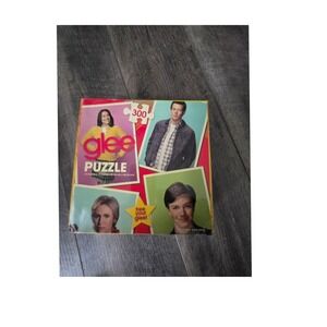 Glee TV Show 300 Piece Jigsaw Puzzle Cardinal Industries 14x19 Cast Collage